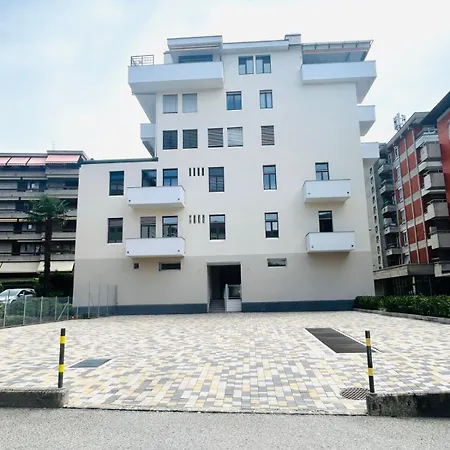 The Urban - Stylish And With Free Parking Лугано